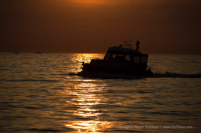 photography_boat_in_sunset